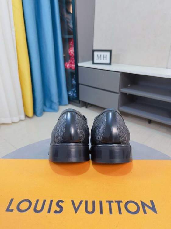 Picture of Louis Vuitton Shoes _SKULVsz38-45mnf033914167